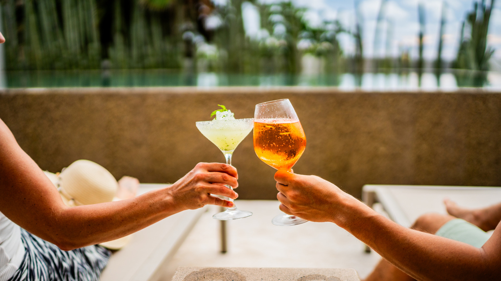 FoodWireDaily — How To Make A Peach Summer Cocktail With Just 2 Ingredients