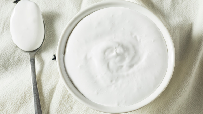 Bowl of marshmallow spread