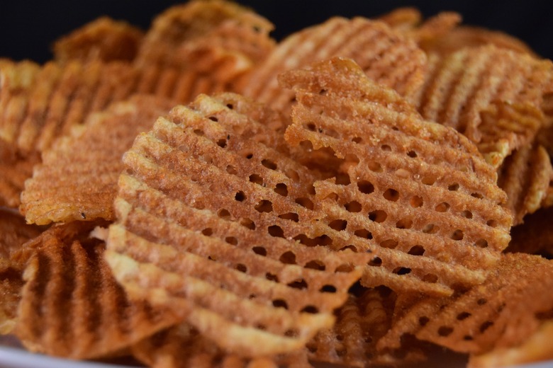 Waffle Fries Recipe (Thin-Cut & Crispy)