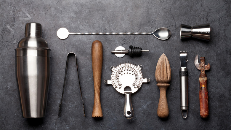 bar tools to make cocktails
