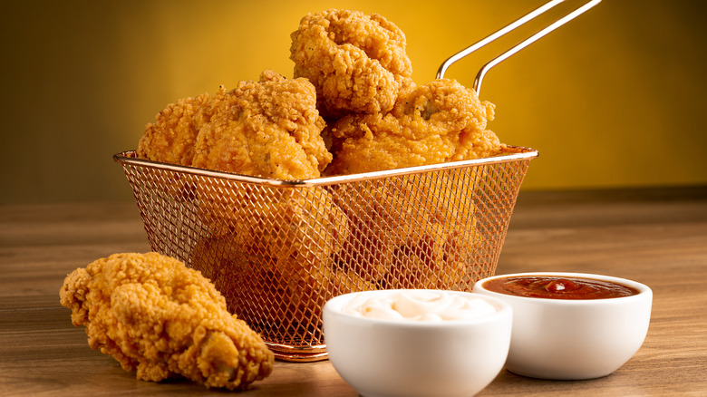 fried chicken in wire basket