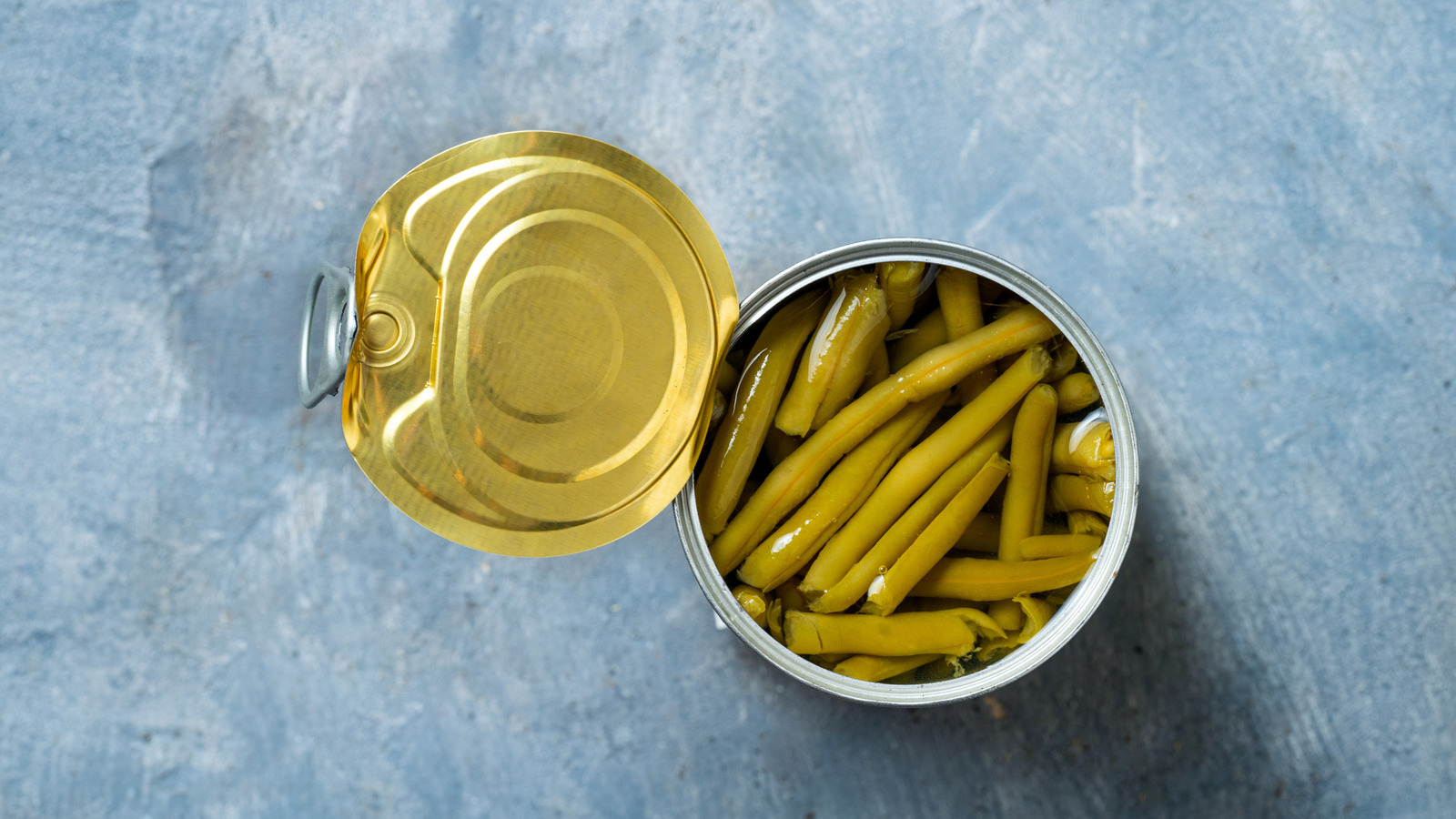 <a href="https://www.foodrepublic.com/1762292/how-to-substitute-canned-green-beans-frozen/" target="_blank">How To Substitute Canned Green Beans For Frozen</a>