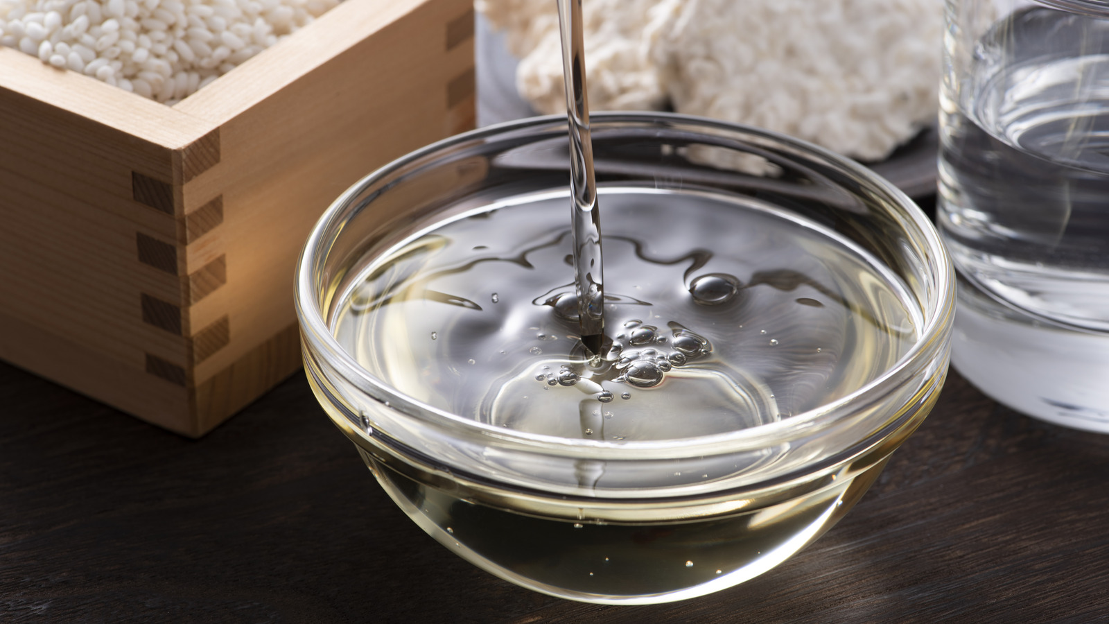 <a href="https://www.foodrepublic.com/1747989/mirin-substitute-pantry-items/" target="_blank">How To Substitute Mirin With Pantry Staples You Probably Already Have</a>
