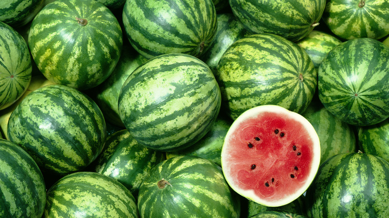 Batch of round watermelons