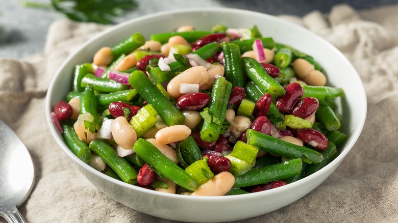 salad with beans
