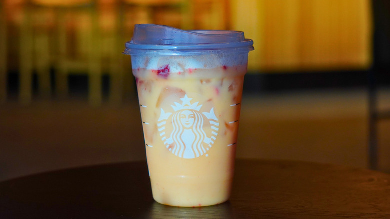 Starbucks' Mango Dream