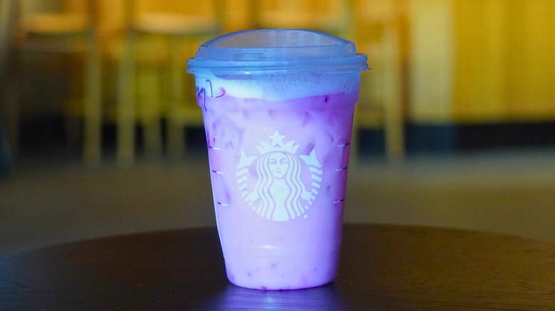 Starbucks' Pink Cannon Ball Drink