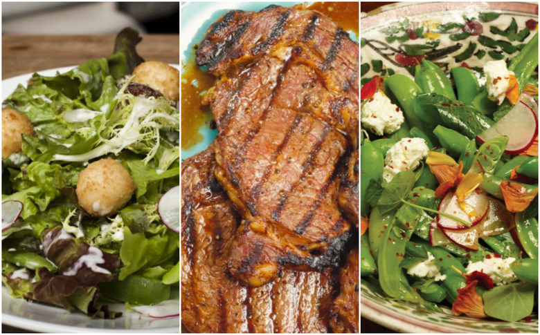Ideas For Dinner: Steak And Salad Al Fresco