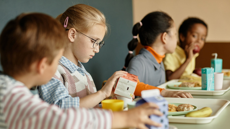 kids in a school cafeteria