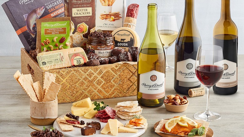 Harry and David wine basket