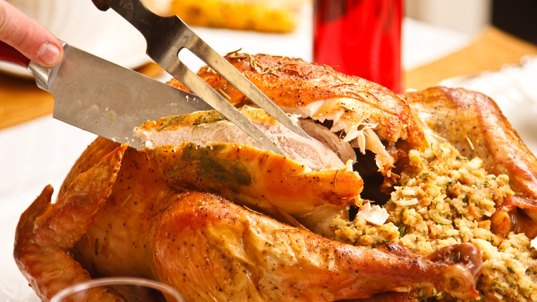 carving turkey