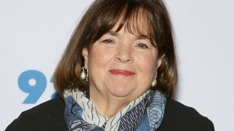 Ina Garten on step and repeat