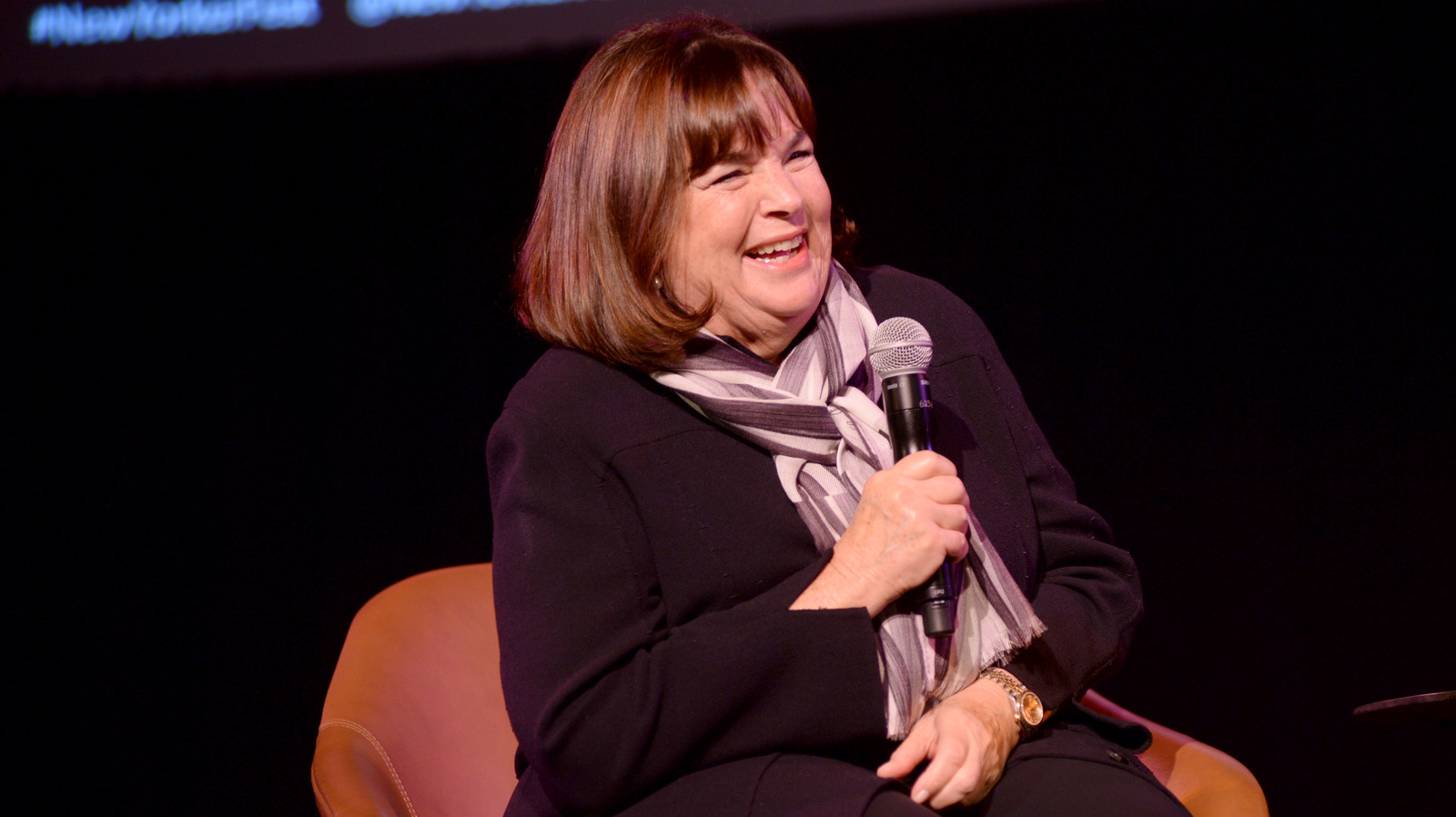 Ina Garten's Flour Hack To Clean Sandy Mussels
