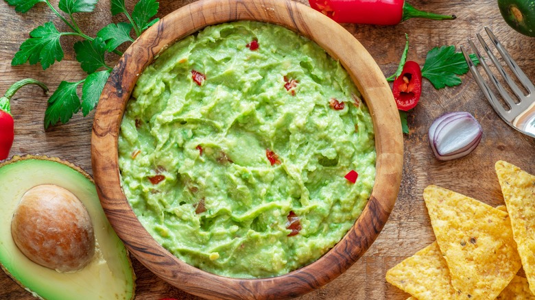 Bowl of guacamole