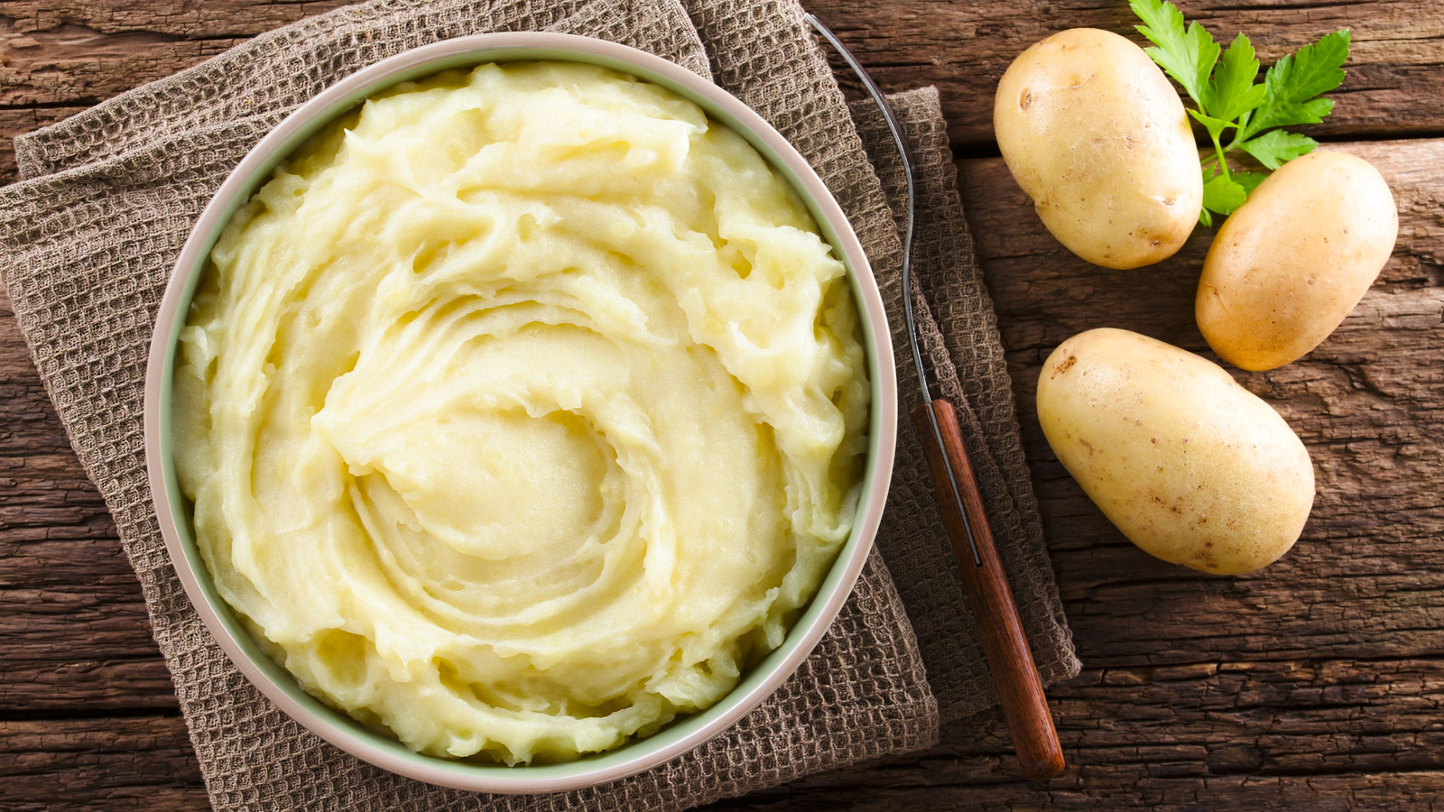 Instantly Thicken Mashed Potatoes With One Easy Ingredient