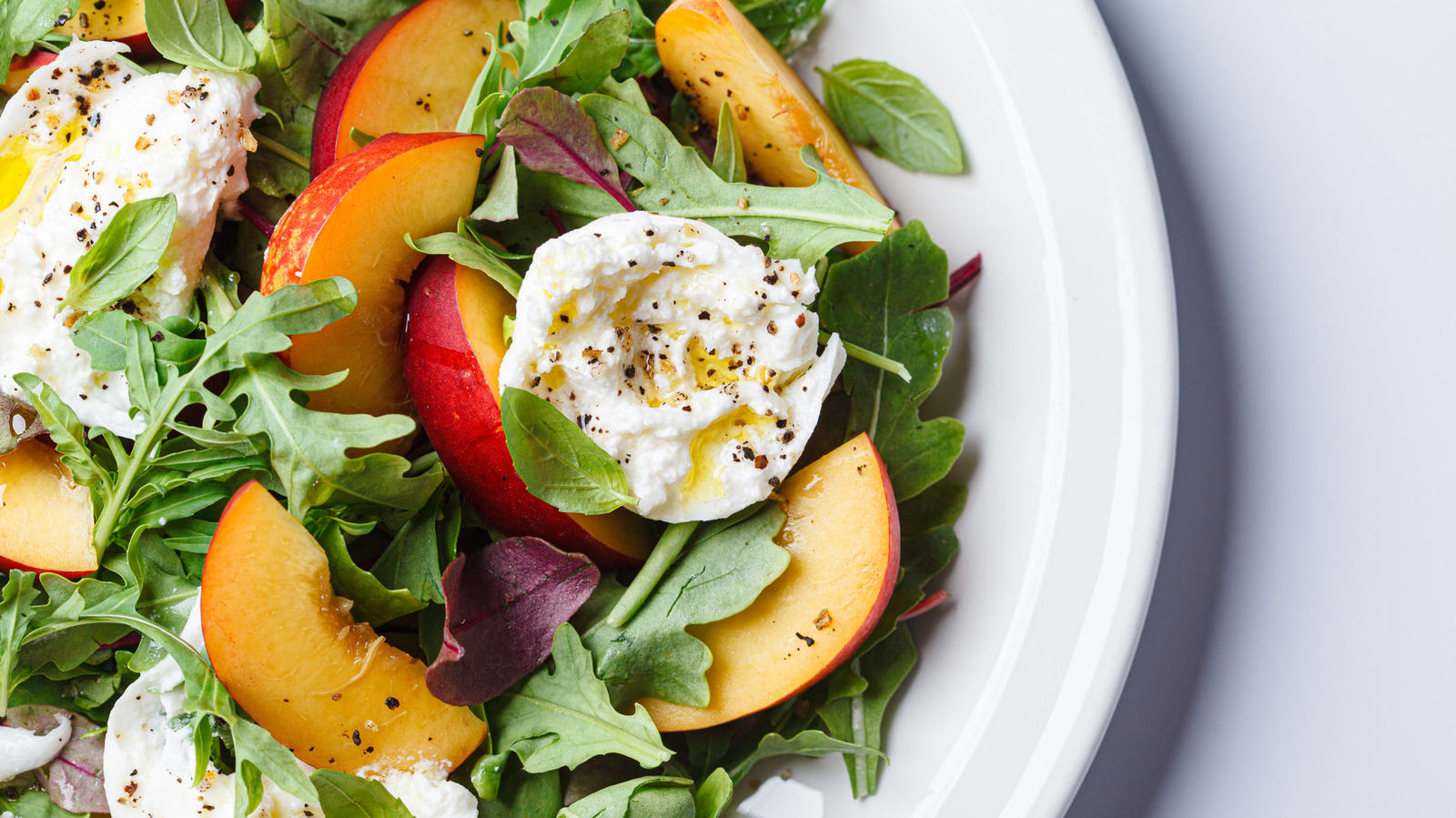 <a href="https://www.foodrepublic.com/2102006/upgrade-salad-kit-pantry-item-pickled-vegetables/" target="_blank">Instantly Upgrade A Basic Salad Kit With This Flavorful Pantry Item</a>
