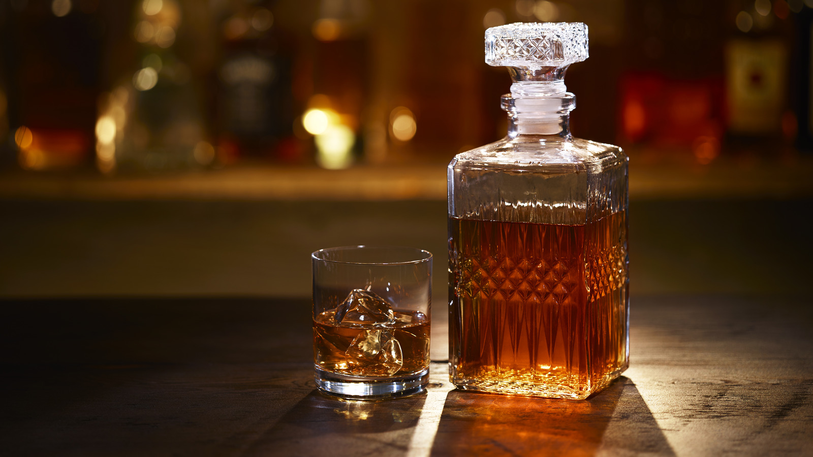 <a href="https://www.foodrepublic.com/1824256/can-you-freeze-whiskey/" target="_blank">Is It Ever Okay To Freeze Whiskey? Here’s What The Experts Suggest</a>