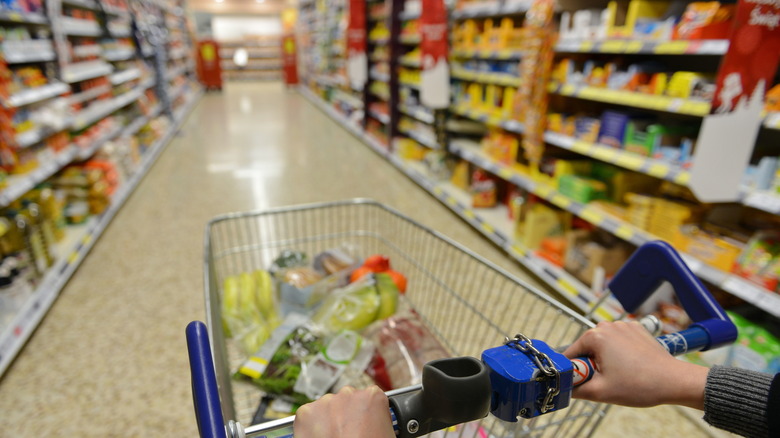 Aldi cart of groceries