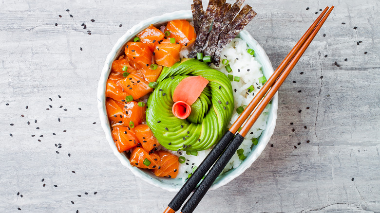 Poke bowl with avocado rose