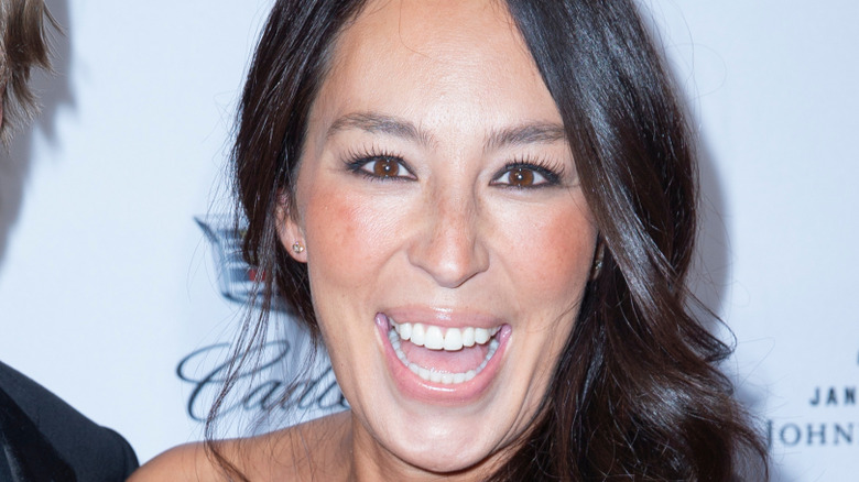 Joanna Gaines smiling at an event