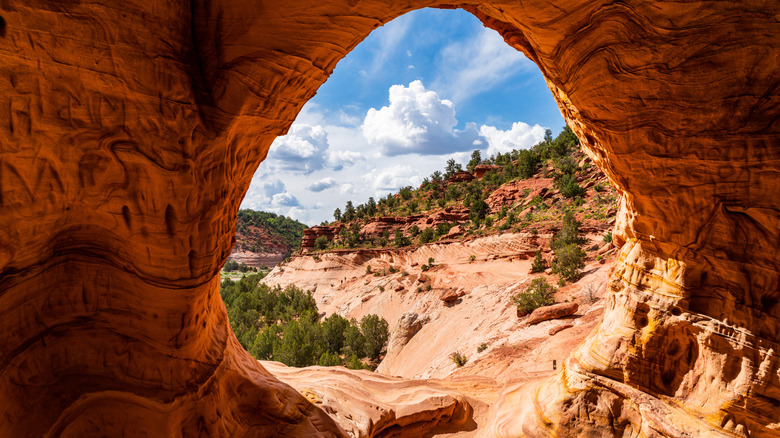 Moqui Cave in Utah
