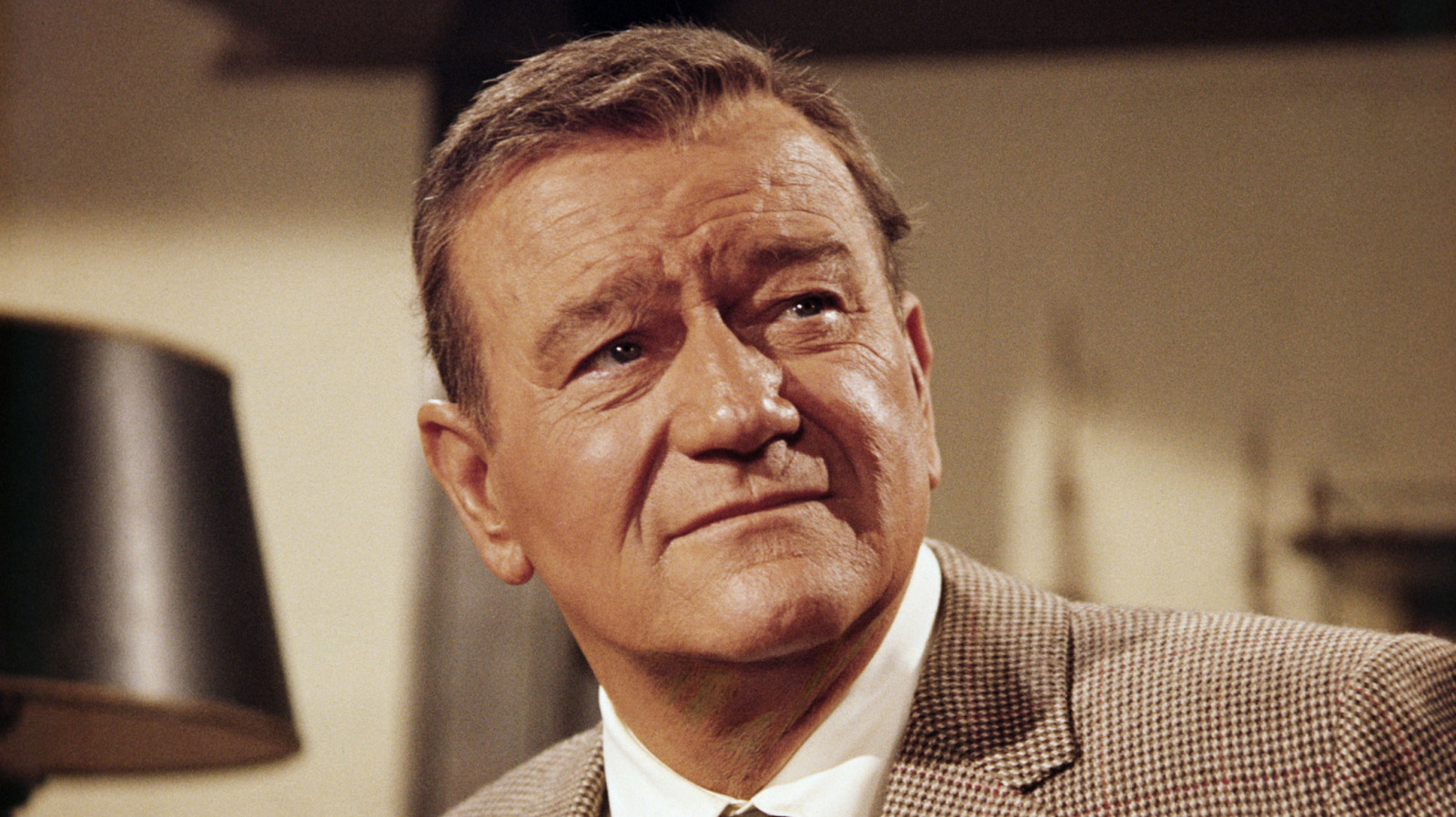 <a href="https://www.foodrepublic.com/2233421/john-wayne-iconic-candy-bar-abba-zaba/" target="_blank">John Wayne Loved This Iconic Candy Bar – And You Can Still Buy It Today</a>