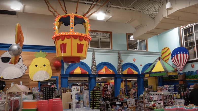 Interior of Jungle Jim's