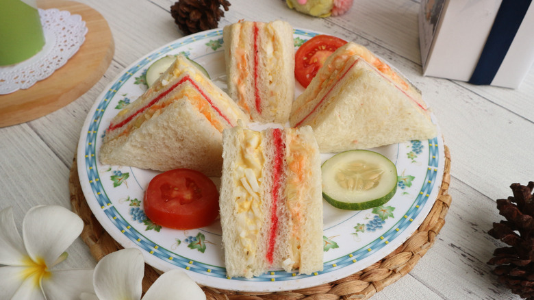 Egg salad strawberry Inkigayo sandwich