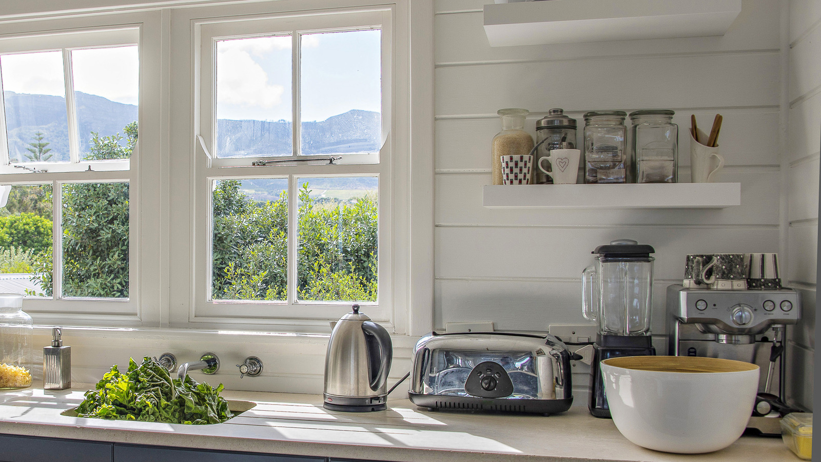 <a href="https://www.foodrepublic.com/1961656/keep-appliances-hidden-genius-kitchen-addition/" target="_blank">Keep Appliances Out Of Sight With A Genius Kitchen Addition</a>