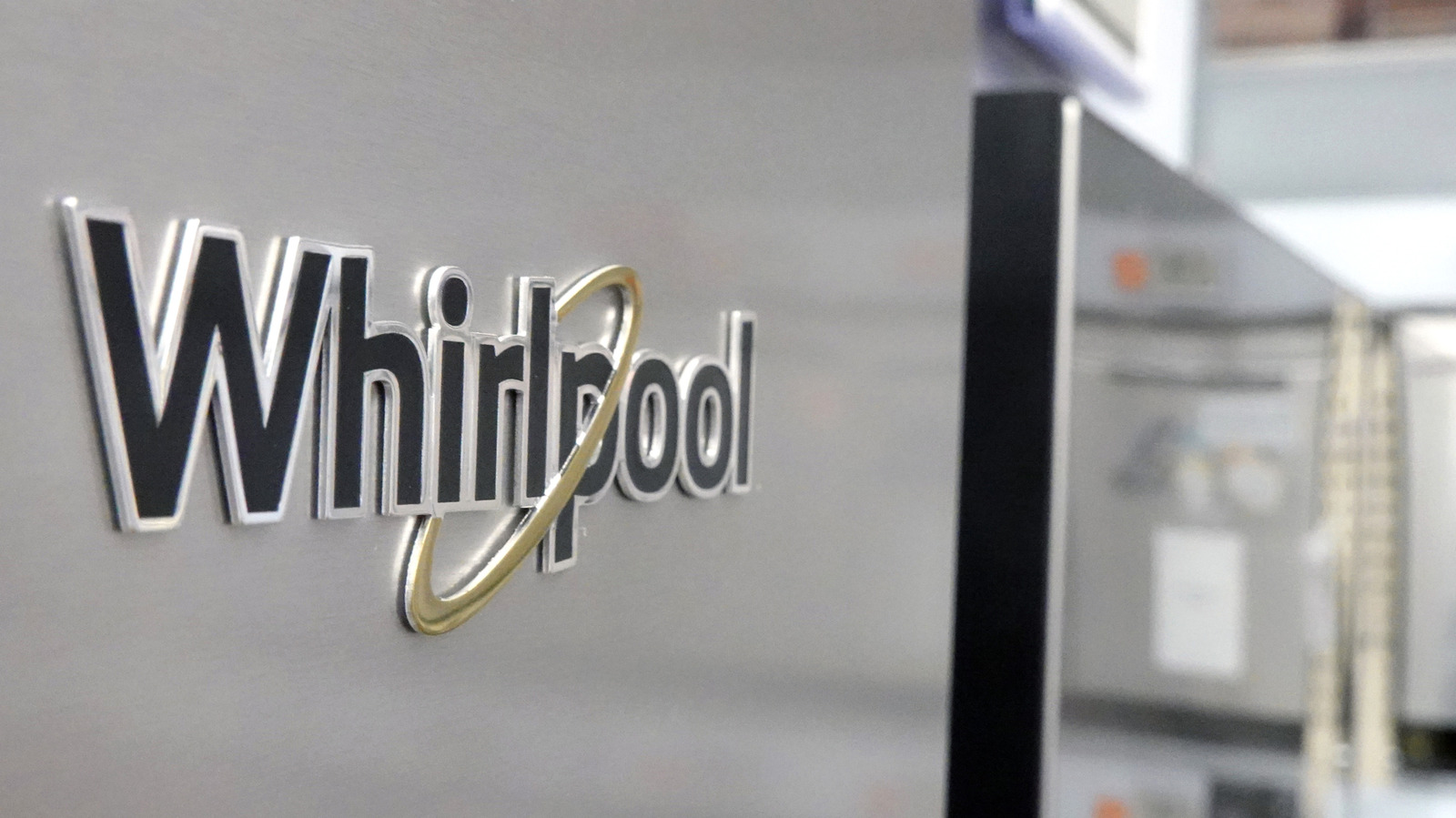<a href="https://www.foodrepublic.com/2210273/kitchen-appliance-brands-owned-by-whirlpool/" target="_blank">5 Kitchen Appliance Brands That Are Owned By Whirlpool</a>