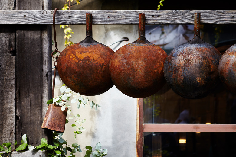 KCI Retired Woks in the Garden