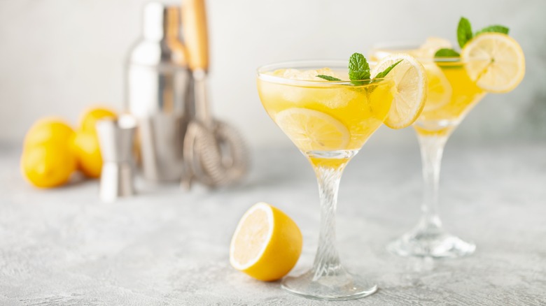 Limoncello margarita cocktails 