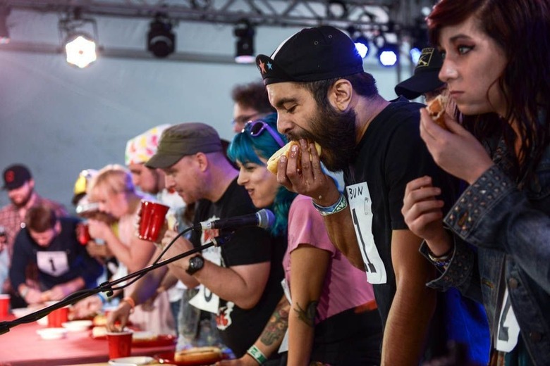 Live From A Vegan Hot Dog Eating Contest