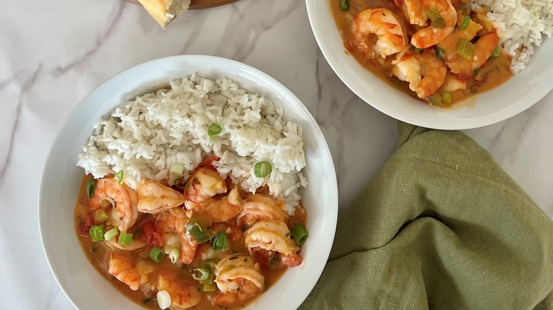 shrimp in sauce with rice