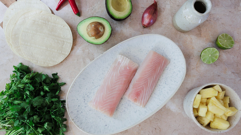 mahi mahi taco ingredients