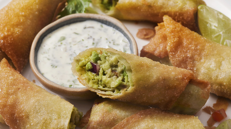avocado egg rolls with creamy dip