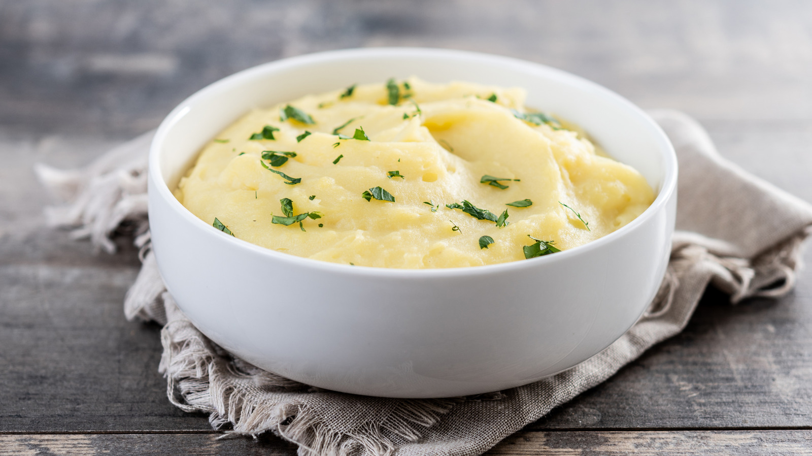 Make Mashed Potatoes The Star Of Dinner With This Hearty Canned Soup