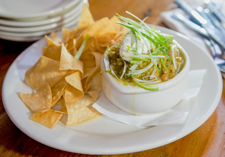 Marc Murphy's Green Chicken Chili Recipe