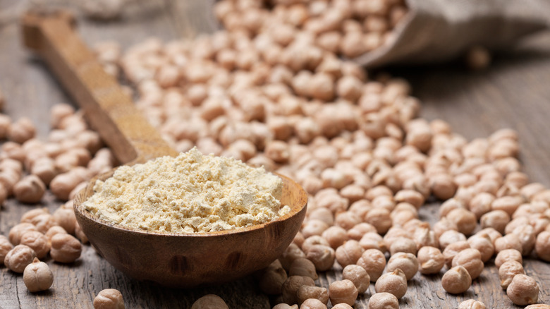 chickpea flour with dried chickpeas