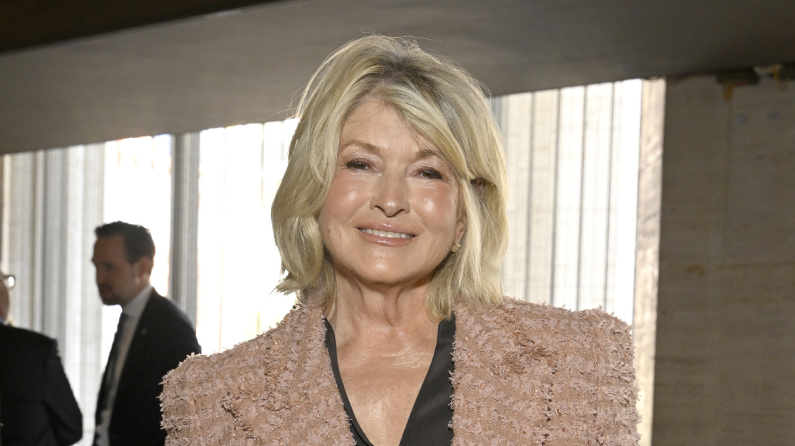 <a href="https://www.foodrepublic.com/1968051/martha-stewart-sushi-restaurant-new-york-local/" target="_blank">Martha Stewart’s Favorite Sushi Restaurant Is Famous Among New Yorkers</a>
