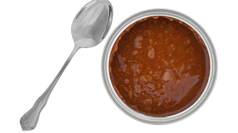 An open can of hot dog chili sauce
