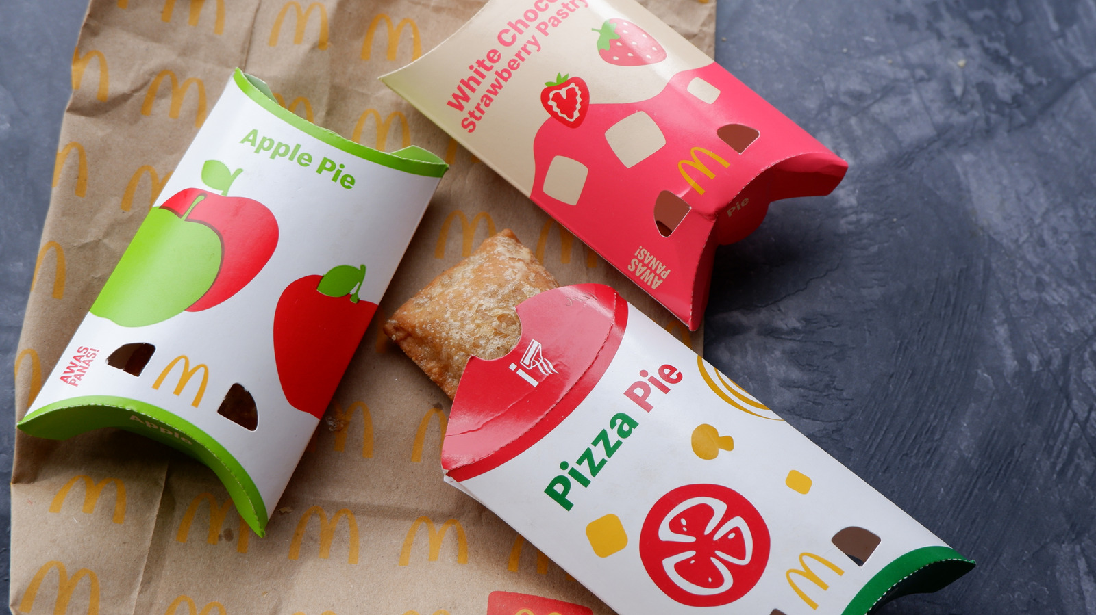 <a href="https://www.foodrepublic.com/2219989/company-behind-mcdonalds-pies-bama/" target="_blank">McDonald’s Doesn’t Actually Make Its Pies. Here’s The Company That Does</a>