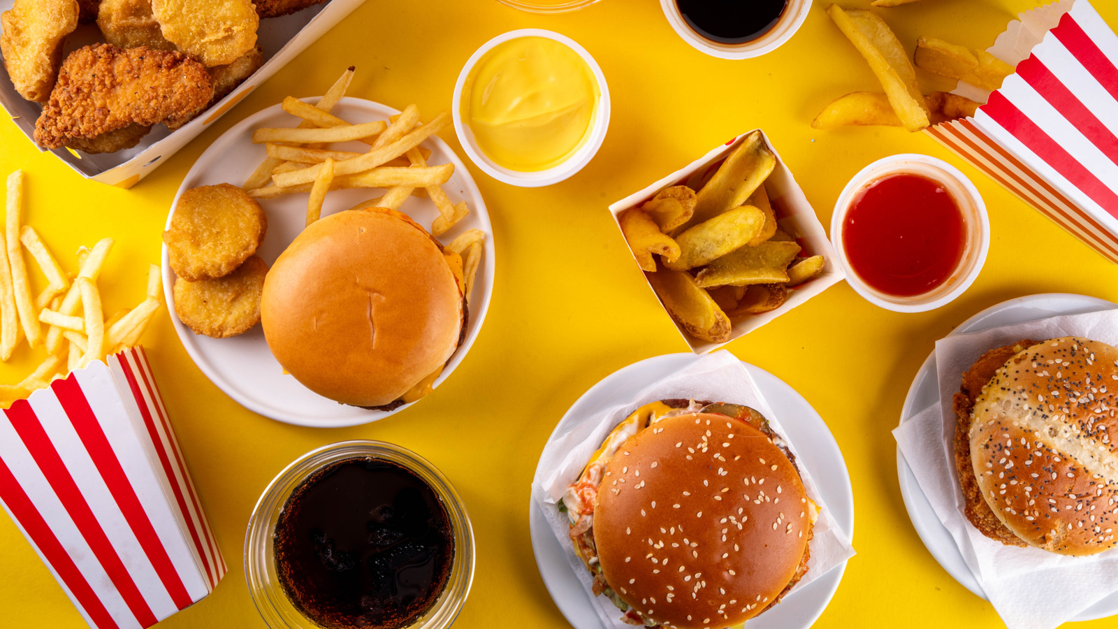 <a href="https://www.foodrepublic.com/2262027/mcdonalds-vs-wendys-burger-chain-healthier-cheeseburger/" target="_blank">McDonald’s Vs Wendy’s: The Burger Chain With A Healthier Classic Cheeseburger</a>