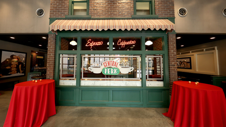 Central Perk soundstage