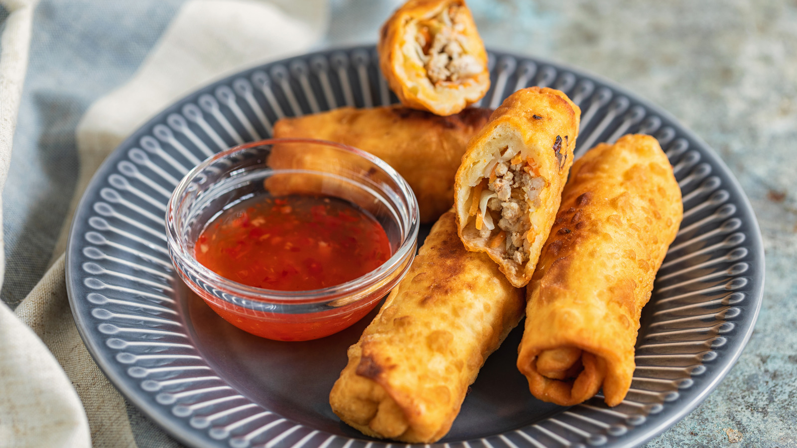<a href="https://www.foodrepublic.com/1932621/microwave-vs-air-fryer-reheat-egg-rolls/" target="_blank">Microwave Vs Air Fryer: Which Is Best For Reheating Egg Rolls?</a>