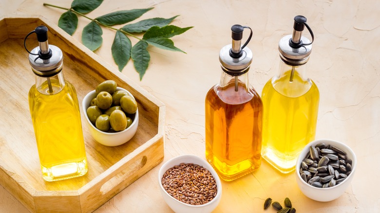 Selection of cooking oils