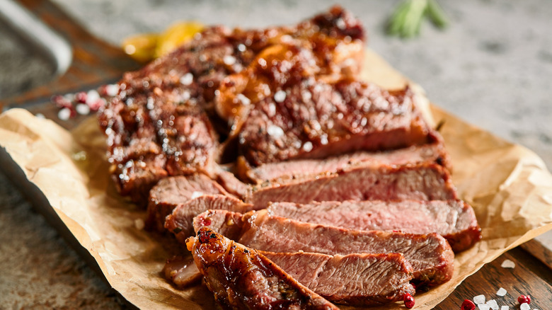 Sliced steak, the grain is very visible