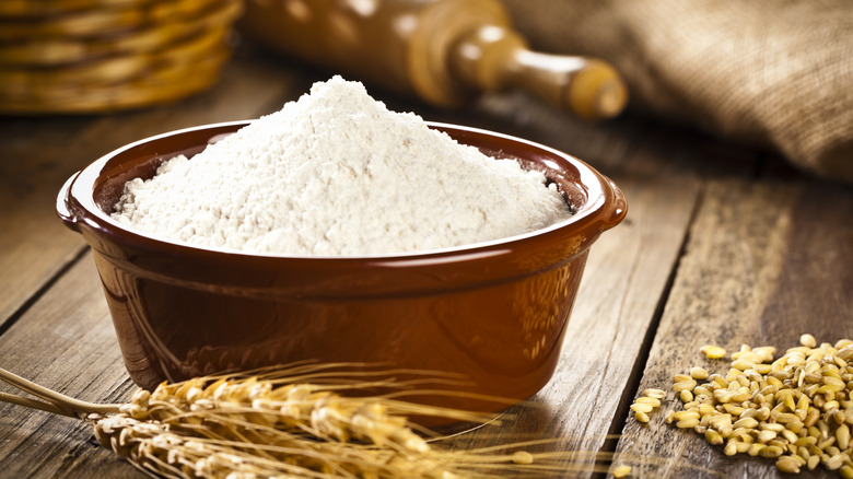 baking flour