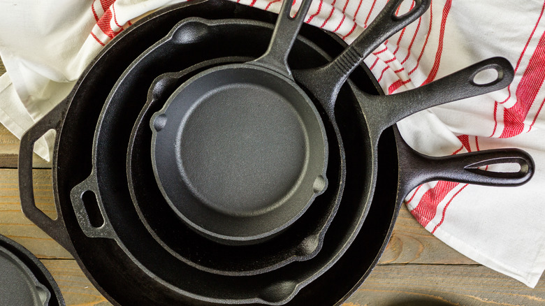 cast iron skillets