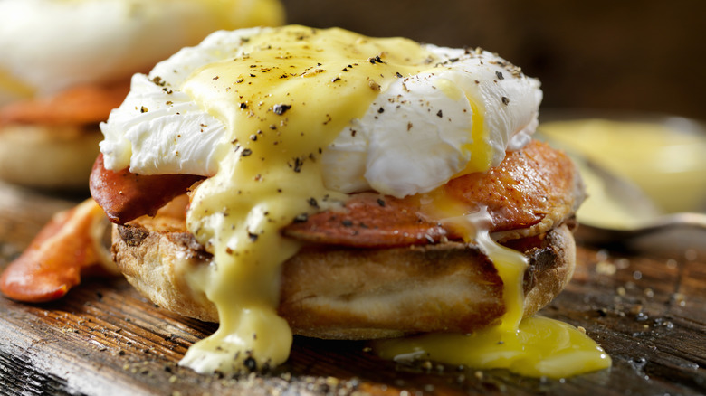 lobster eggs Benedict